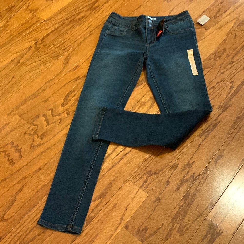 MUDD size 12 mid rise Jean legging